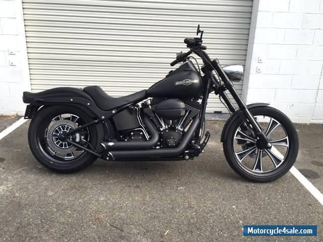 2009 Harley  Davidson  Custom  Softail  with 7500kms Inverted 