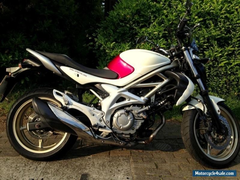 Plaquettes De Frein Avant Et Arrière Pour Suzuki Gladius SFV650 2009-2015 & SV650 2016-2021 - Semi-métalliques, Performantes, Silencieuses