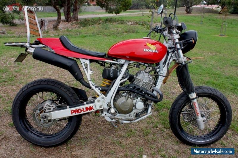 Honda XR 400 кафе рейсер