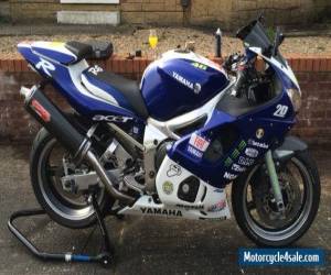 Motorcycle Yamaha R6 1999 Blue and White for Sale