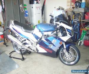 Motorcycle Suzuki GSX-R 1100W for Sale