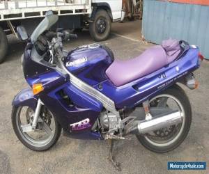 Motorcycle KAWASAKI ZZR250 92 MODEL NEW TYRES ETC JUST OUT OF REGO GOOD CONDITION W/SPARES for Sale