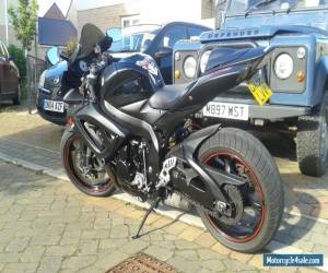 Motorcycle 2006 Suzuki GSX-R 600 K6 black 15,000 miles for Sale