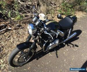 Motorcycle Triumph Thruxton 900cc for Sale