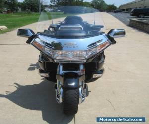 Motorcycle 2000 Honda Gold Wing for Sale