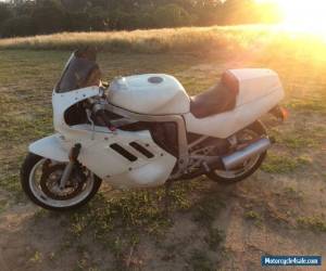 Motorcycle Suzuki gsxr 750 for Sale