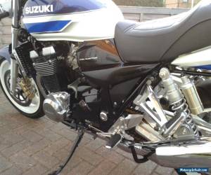 Motorcycle Suzuki GSX1400 for Sale