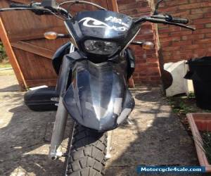 Motorcycle Yamaha XT 125 R with GIVI rack and topbox for Sale