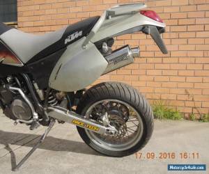 Motorcycle KTM LC4 640 SUPER MOTARD LOW KMS RUNS GREAT CHEAP STAINTUNE CHEAP 1999 STUNT  for Sale