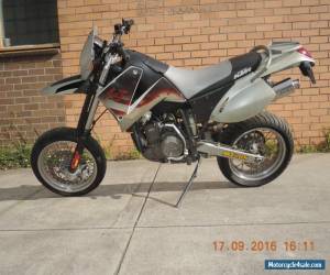 Motorcycle KTM LC4 640 SUPER MOTARD LOW KMS RUNS GREAT CHEAP STAINTUNE CHEAP 1999 STUNT  for Sale