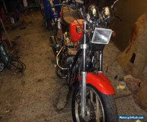 Motorcycle red yamaha motorbike radian yx600 classic 1980s moted new parts. for Sale