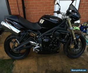 Motorcycle 2009 TRIUMPH STREET TRIPLE 675 CHEAPEST ON EBAY, FANTASTIC BIKE GLOSS BLACK for Sale