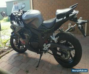 2010 Hyosung GT250R, Grey & Black, Only 11,000kms LAMS Approved for Sale