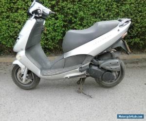 Motorcycle Aprilia Leonardo 125 Scooter 14000 KMS 4 STROKE Spares or repairs project V5 HPI for Sale