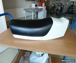 Motorcycle NOS Suzuki GT50 seat . for Sale