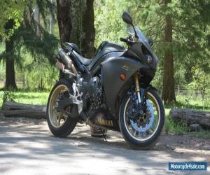 Motorcycle 2010 Yamaha YZF-R1 1000 CC Sports Road Bike for Sale