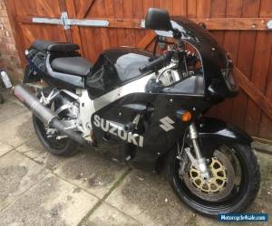 Motorcycle Suzuki GSXR 750 for Sale