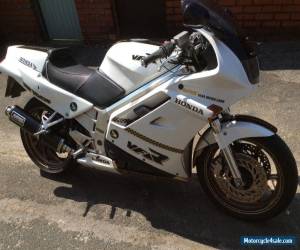 Motorcycle HONDA VFR750F-L BLACK and WHITE.  Spares or repairs for Sale