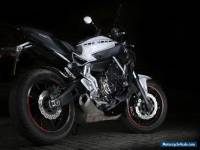 2014 YAMAHA MT-07 WHITE BLACK STREETFIGHTER RACER MOTORBIKE MOTORCYCLE 01 09 03