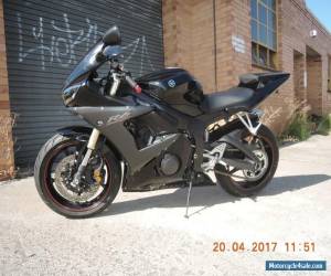 Motorcycle YAMAHA YZF R6 2005 MODEL BLACK LOW KMS VERY CLEAN 600cc SPORTS ROAD OR TRACK for Sale