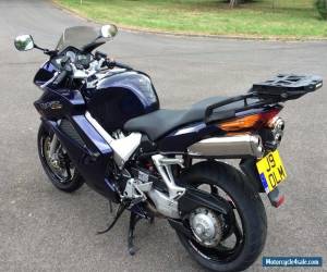 Motorcycle Honda VFR 800 V-Tech 2004.  Excellent Condition 24,000 miles for Sale