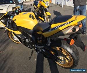 Motorcycle 2006 Yamaha YZF-R for Sale