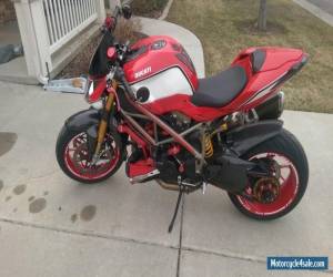 Motorcycle 2010 Ducati Superbike for Sale