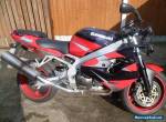 2001 KAWASAKI ZX9R E1 ZX900-E1 RED DAMAGED REPARABLE SPARES OR REPAIR MAY BREAK for Sale