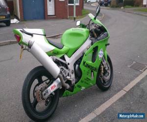 Motorcycle Kawasaki zx7r in Green 1997 for Sale