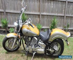 Motorcycle 1999 yamaha v-star 1100 custom - gold / grey with chromes for Sale