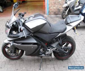 Motorcycle 2013 Yamaha YZF R125 in Matt Grey for Sale