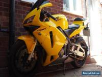 Honda CBR 600RR Yellow