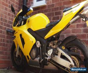 Motorcycle Honda CBR 600RR Yellow for Sale