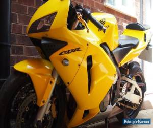 Motorcycle Honda CBR 600RR Yellow for Sale