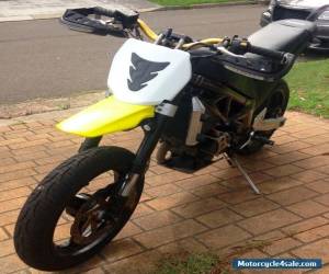 Motorcycle SUZUKI SV650 Super Moto for Sale