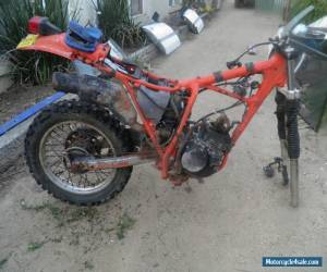 Motorcycle XR 250 frame with various parts 1983 for Sale