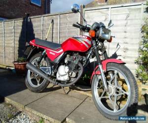 Motorcycle 1997 SUZUKI GS125  RED 12 MONTH MOT for Sale