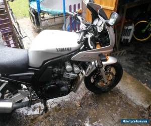 Motorcycle 2000 YAMAHA FZS 600 SILVER  for Sale