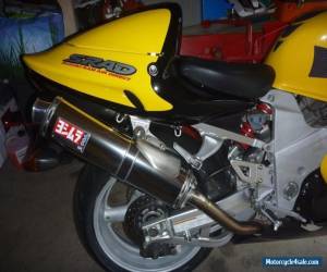 Motorcycle Suzuki TL1000R - Amazing condition with some very nice and classy extras for Sale