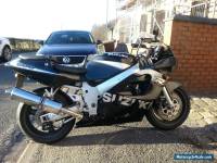 Suzuki gsxr 600 srad   