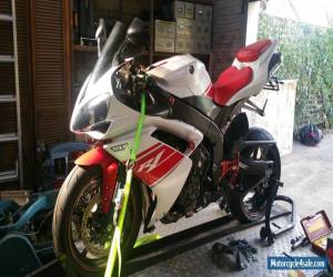 Motorcycle Yamaha R1 2008 - Excellent condition for Sale