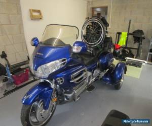 Motorcycle 2002 HONDA GOLDWING 1800 BLUE TRIKE (REMOVABLE) for Sale