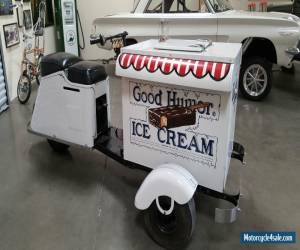 Motorcycle 1960 Cushman Good Humor Ice Cream Scooter for Sale