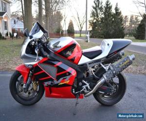 Motorcycle 2001 Honda RC51 for Sale