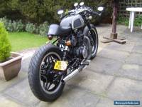 Honda cb250n cafe racer