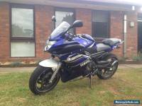  Motorbike Yamaha fz6r road bike 