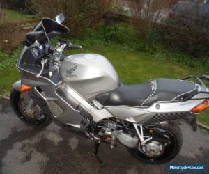 Motorcycle HONDA VFR 800 SILVER 2000 MODEL for Sale