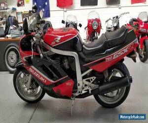 Motorcycle Suzuki GSXR750 1988. for Sale