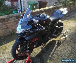 Motorcycle Suzuki GSXR 750 K7. for Sale