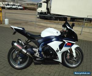 2010/60 SUZUKI GSXR 1000 L0 WHITE/BLUE ONLY 4200 MILES FROM NEW for Sale